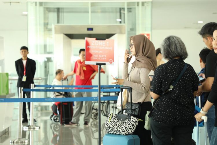 Penerbangan internasional Bandara Jenderal Ahmad Yani Semarang (SRG) ke Kuala Lumpur International Airport (KUL) kembali aktif, Jumat (5/9/2025) | Foto: Pemprov Jateng