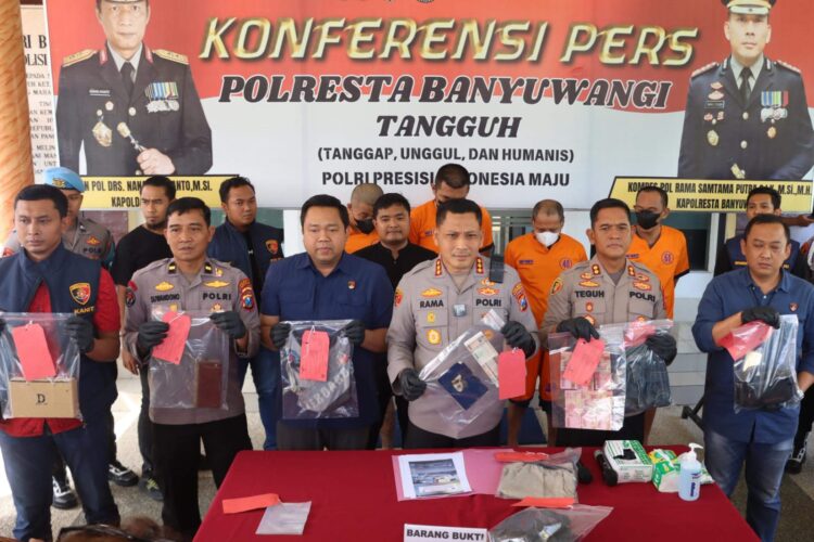 Konferensi pers ungkap kasus pencurian kendaraan bermotor di Mapolresta Banyuwangi, Kamis (11/9/2025) | Foto: dok. Hum-Res