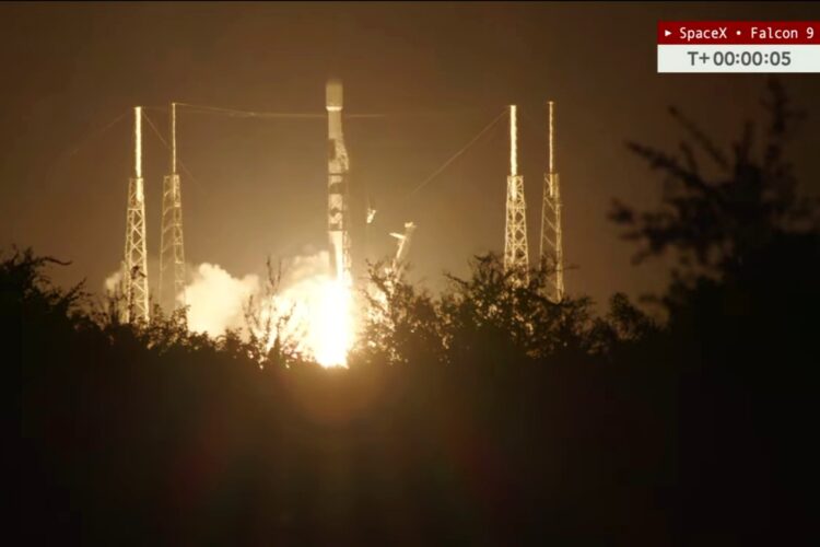 Peluncuran Satelit Nusantara Lima oleh Roket Falcon 9 SpaceX di Cape Canaveral, Florida, Amerika Serikat | Source: Yt/ Space Flight Now