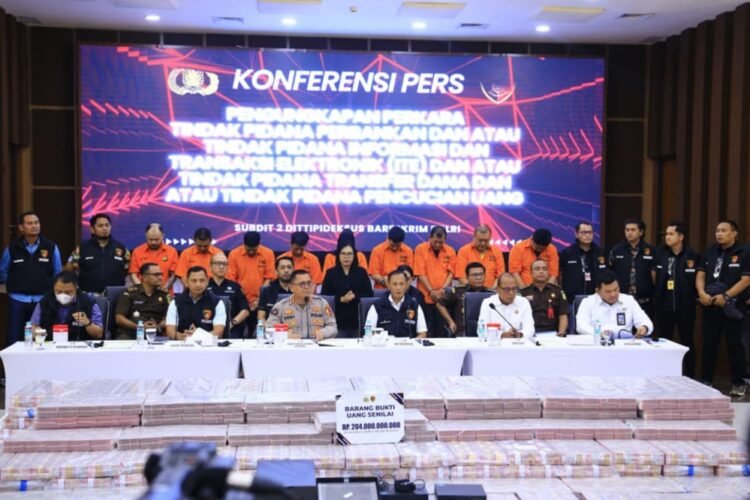 Konferensi pers pengungkapan perkara tindak pidana perbankan di Gedung Bareskrim Polri, Jakarta Selatan, Kamis (25/9/2025) | Sumber Foto: Divhum Polri