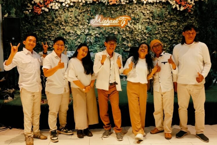 Mini konser bertema “Melody of Love Night” di Michael Tj Gelato, Tenggilis Mejoyo, Surabaya, Jumat (17/10/2025) | Foto: Ist/Dimas AP