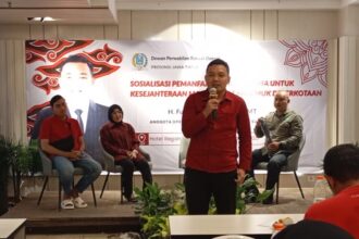 Anggota Komisi C DPRD Jatim, Fuad Benardi saat menghadiri "Sosialisasi Pemanfaatan Hutan Kota untuk Kesejahteraan Masyarakat Majemuk di Perkotaan", yang digelar Surabaya, Senin (27/10/2025) malam | Foto: Ist/Dimas Ap