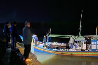 Polisi mengamankan barang bukti sebanyak 300 karung timah dengan berat 15 ton | Sumber Foto: dok. Hum Polres Belitung