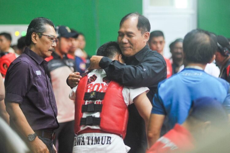 Ketua Umum Pengprov Kodrat Jatim, Bambang Haryo Soekartono (BHS), usai menyaksikan pertandingan PON Bela Diri 2025 di Kudus, Kamis (16/10/2025) | Foto: Ist/Dimas AP