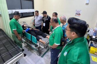 Pesilat putri Jawa Timur, Korina, saat mendapatkan penanganan medis di Rumah Sakit Aisyah, Kudus | Foto: Ist/Dimas Ap