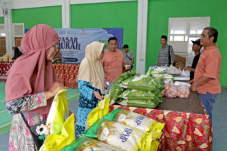 Pasar Murah di Gedung Serbaguna Tanah Kali Kedinding, Jalan Kenjeran, Surabaya, Jawa Timur, Selasa (11/11/2025) | Sumber Foto: Pemkot Surabaya