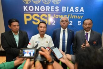 Sekretaris Jenderal PSSI Pusat, Yunus Nusi, saat memberikan keterangan pers ke awak media | Foto: Ist/Dimas AP
