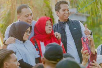 dok. Ketua Komisi C DPRD Surabaya, Eri Irawan (kanan) bersama Wali Kota Surabaya, Eri Cahyadi | Sumber Foto: IG/erirawan_