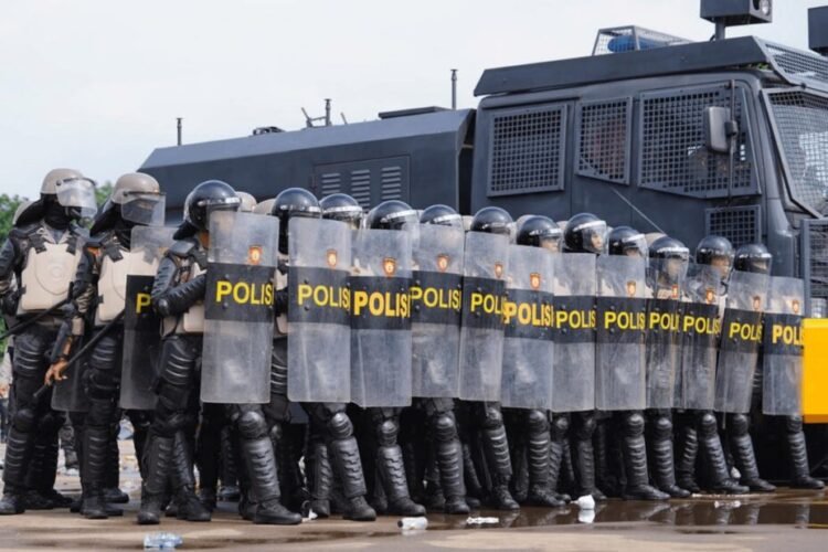 dok. Ilustrasi pengamanan unjuk rasa oleh kepolisian | Sumber Foto: Divhum Polri