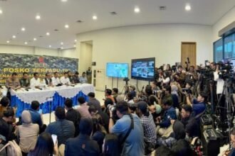 Konferensi pers di Posko Nasional Penanggulangan Bencana di Pangkalan TNI AU Halim Perdanakusuma, Jakarta, Rabu (3/12/2025) | Sumber Foto: Biro Pers Setpres