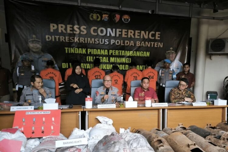 Konferensi pers pengungkapan kasus tambang ilegal periode Oktober - November 2025 | Foto: Hum/Polda Banten