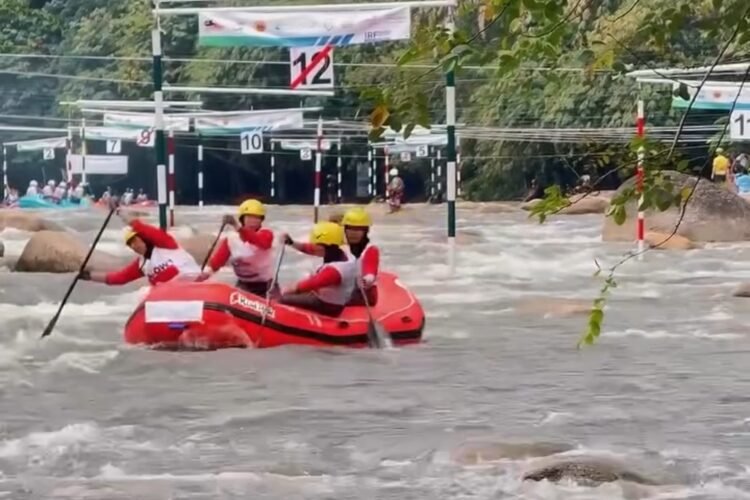 Kontingen Indonesia pada IRF World Rafting Championship 2025 di Sungai Kampar, Perak, Malaysia | Sc: IG/Indonesia Rafting Federation