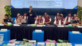 Pengungkapan kasus narkoba dalam konferensi pers di Bareskrim Polri, Jakarta Selatan, Senin (22/12/2025). (Hum/Polri)