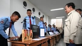 Presiden Prabowo Subianto saat meresmikan SMA Taruna Nusantara Kampus Malang yang berlokasi di Kabupaten Malang, Jawa Timur, Selasa (13/1/2026). (Foto: BPMI Setpres)