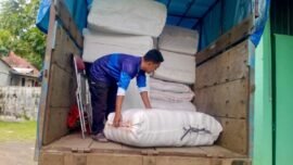 Penyaluran bantuan logistik ke daerah terdampak banjir di Jawa Tengah (Foto: dok. Kominfo Jateng)