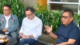 Sekretaris Jenderal PDI Perjuangan, Hasto Kristiyanto, saat memberikan keterangan kepada awak media di Surabaya, Sabtu (17/1/2026) (Dap/BI)