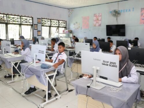 Dok. Pelaksanaan Tes Kemampuan Akademik (TKA) di SMA Negeri 1 Enrekang, Kabupaten Enrekang, Sulawesi Selatan, Senin (3/11/2025) (Foto: Hum/Dikdasmen)
