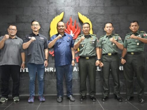 Foto bersama pengurus KONI Jawa Timur bersama jajaran Kodam/V Brawijaya (Foto: Hum/Dimas AP)