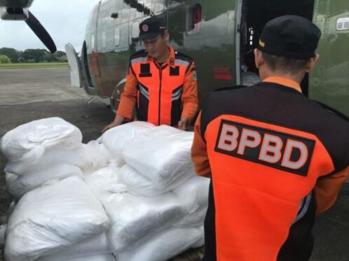 Operasi Modifikasi Cuaca (OMC) BPBD DKI Jakarta (Foto: Kominfotik DKI)