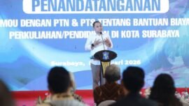 Wali Kota Surabaya Eri Cahyadi dalam acara MoU antara Pemkot Surabaya dan 8 PTN serta 24 PTS di Lobby Balai Kota Surabaya, Kamis (5/2/2026) (Foto: Ist/Dimas AP)