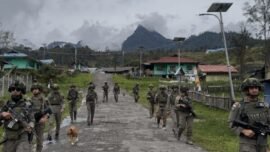 dok. Personel Satgas Damai Cartenz 2026 melakukan pengamanan di Distrik Sinak, Kabupaten Puncak, Papua Tengah, Minggu (8/2/2026) (Foto: Satgas ODC 2026)