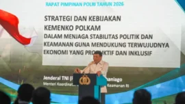 Menteri Koordinator Bidang Politik dan Keamanan Jenderal TNI (Purn.) Djamari Chaniago, dalam Rapim Polri di Kompleks TMII, Jakarta, Kamis (12/2/2026). (Foto: Hum/Kemenko Polkam)