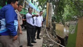 Wakil Gubernur DKI Jakarta, Rano Karno, saat meninjau Pasar Cipulir, Jakarta Selatan, Senin (9/2/2026). (Foto: Kominfotik DKI)