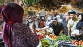 Gubernur Jawa Tengah, Ahmad Luthfi, meninjau Pasar Bunder, Kabupaten Sragen, Rabu (18/3/2026). (Foto: Hum Jateng)