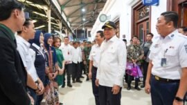 Menko Polkam Jenderal TNI (Purn.) Djamari Chaniago saat melakukan kunjungan di Stasiun Tugu Yogyakarta, Rabu (4/3/2026) (Foto: Hum/Polkam)