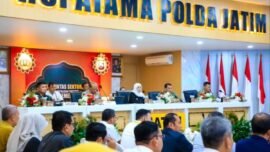 Rapat Koordinasi (Rakor) Lintas Sektoral dalam rangka Operasi Ketupat Semeru 2026 di Rupatama Polda Jawa Timur, Senin (9/3/2026). (Foto: Ro-Adpim Jatim)