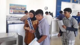 dok. Pelayanan Surat Izin Mengemudi (SIM) di Satpas Colombo Polrestabes Surabaya (Foto: Ist/Dimas AP)