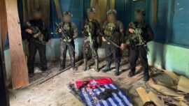 Sejumlah barang bukti yang berhasil diamankan Tim Patroli Keamanan Komando Operasi (Koops) TNI Papua (Sumber Foto: Puspen TNI)