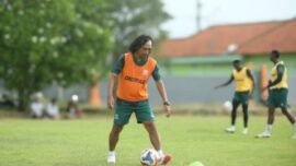 Eks gelandang Timnas Indonesia, Hariono menjadi asisten pelatih tim senior Deltras FC (Foto: Ist/Dimas AP)