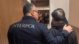 Penangkapan ini merupakan hasil kerja sama antara Divhubinter Polri, Polres Metro Tangerang Kota, serta otoritas Malaysia (Sumber Foto: Hum/Polri)