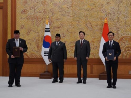 MoU ditandatangani oleh Menko Bidang Perekonomian RI Airlangga Hartarto dan Menteri Samudra dan Perikanan Republik Korea Hwang Jongwoo di Seoul, Rabu (1/04/2026). (Foto: Kemenko Ekon)