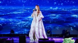 Icha Yang saat tampil di stasiun televisi Hunan TV melalui program Qing Chun Chuang Ge (Foto: Istimewa/Dj)