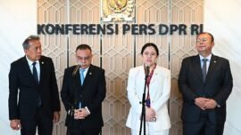 Ketua DPR RI, Puan Maharani, saat memberikan keterangan pers usai Rapat Paripurna di Nusantara I, Senayan, Jakarta, Selasa (21/4/2026). (Sumber Foto: DPR RI)