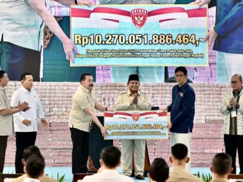 Acara penyerahan denda administratif dan lahan kawasan hutan digelar di kompleks Kejagung RI, Jakarta, Rabu (13/5/2026). (Sumber Foto: Biro Pers Setpres)