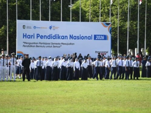 Upacara peringatan Hari Pendidikan Nasional (Hardiknas) Tahun 2026 di Banyuwangi, Jawa Timur, Sabtu (2/5/2026). (Foto: Hum/Dikdasmen)
