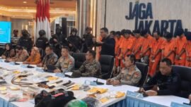 Pengungkapan kasus kejahatan jalanan dalam konferensi pers di Lobi Gedung Promoter Polda Metro Jaya, Jumat (22/5/2026). (Foto: Hum/PMJ)