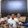 Direktur Tipidter Bareskrim Polri Brigjen Pol Moh Irhamni, sekaligus Kasubsatgas Gakkum Haji, saat memberikan keterangan di Bareskrim Polri, Jakarta Selatan, Kamis (30/4/2026). (Sumber Foto: Hum Polri)