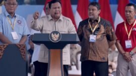Presiden Prabowo Subianto menyampaikan sambutan pada peringatan Hari Buruh Internasional di kawasan Monumen Nasional (Monas), Jakarta, Jumat (1/5/2026). (Foto: Sc/Yt/BPMI Setpres)