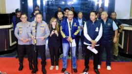 Karopenmas Divhumas Polri Brigjen Pol Trunoyudo Wisnu Andiko saay menyampaikan keterangan pers kepada wartawan di Jakarta, Sabtu (09/05/2026). (Foto: Hum/Polri)