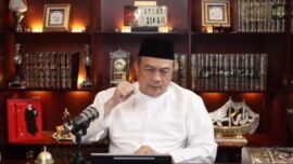 Tangkapan layar video pernyataan sikap Pembina Global Peace Convoy Indonesia, Bachtiar Nasir (Sumber: IG/@globalpeaceconvoy)