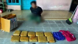 Dalam operasi tersebut, Bareskrim Polri mengamankan seorang penerima paket berinisial MAH (Sumber Foto: Hum/Polri)