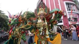 Surabaya Fashion Festival 2026 di Jalan Tunjangan Surabaya, Jawa Timur, Minggu (21/6/2026). (Foto: Dj/An/BI)