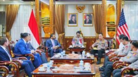 Kapolri Jenderal Polisi Listyo Sigit Prabowo, saat menerima audiensi Direktur Federal Bureau of Investigation (FBI), Mr. Kash Patel, di Mabes Polri, Jakarta, Kamis (23/7/2026). (Sumber Foto: Divhum Polri)