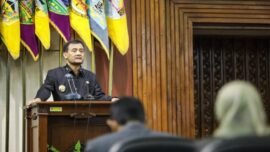 Gubernur Jawa Tengah Ahmad Luthfi dalam rapat paripurna DPRD Jateng di Gedung Berlian Semarang, Rabu (8/7/2026). (Foto: Pemprov Jateng)