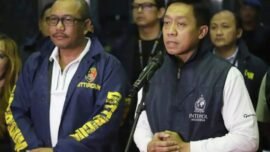 Kanan: Sekretaris NCB Interpol Divhubinter Polri, Brigjen Pol Untung Widyatmoko (Foto: dok/Polri)