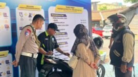 Ilustrasi: Pelayanan cek fisik kendaraan di Samsat Surabaya Selatan, Jawa Timur. (Foto: dok. IG/samsat_selatan)